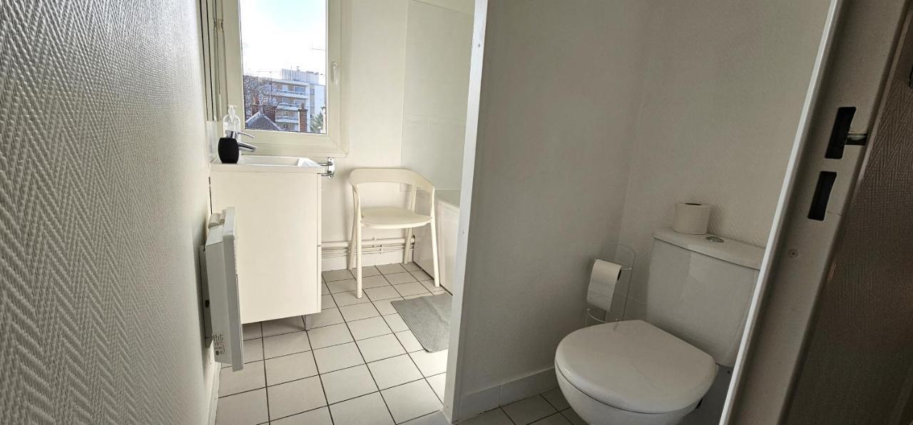 Charmant Appartement Proche Centre Ville Ρενς Εξωτερικό φωτογραφία